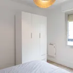 Rent a room of 99 m² in madrid