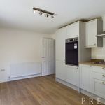 Rent 4 bedroom house in Wales