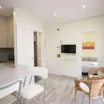 Rent 2 bedroom apartment of 30 m² in barcelona