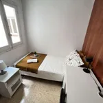 Rent a room of 125 m² in valencia