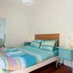 Rent 4 bedroom apartment of 75 m² in Lisboa