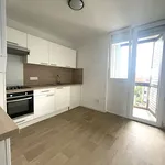 Rent 3 bedroom apartment of 65 m² in MONTAUBAN