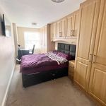 Rent 4 bedroom house in West Midlands