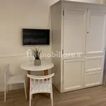 Rent 1 bedroom apartment of 25 m² in Florence