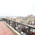 Rent 2 bedroom apartment of 118 m² in New York