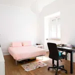 Rent a room in lisbon