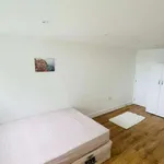 Rent a room in london