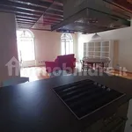 Affitto 2 camera appartamento di 73 m² in Verona