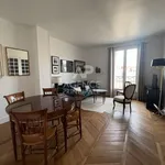 Appartement de 63 m² avec 3 chambre(s) en location à Versailles