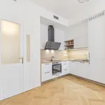 Pronajměte si 1 ložnic/e byt o rozloze 55 m² v Prague