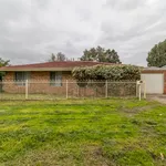 Rent 3 bedroom house in  Armadale WA 6112                        