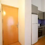 Rent 1 bedroom apartment of 45 m² in valencia