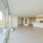 Huur 4 slaapkamer appartement van 88 m² in Bloemenbuurt-West