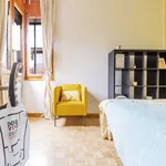 Rent a room of 122 m² in Padua