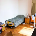 Rent a room of 70 m² in milan