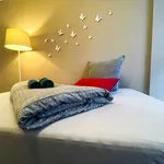 Miete 2 Schlafzimmer wohnung von 65 m² in Bremen