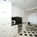 Rent 1 bedroom apartment of 732 m² in Zurich