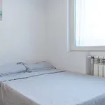 Rent a room in madrid