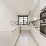 Rent 3 bedroom apartment of 126 m² in Loures