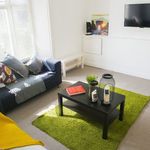 Rent 5 bedroom flat in Wales