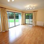 Rent 5 bedroom house in South East England