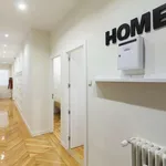 Rent a room of 130 m² in madrid