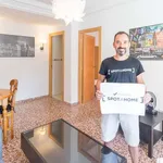 Rent a room of 80 m² in valencia