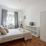 Rent a room in lisbon