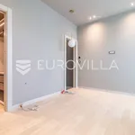 Najam 3 spavaće sobe stan od 152 m² u Zagreb