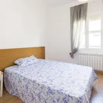 Rent a room of 150 m² in madrid