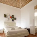 Rent 1 bedroom apartment of 60 m² in Florence