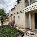 Maison de 215 m² avec 7 chambre(s) en location à L'Isle-Adam