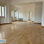 Rent 1 bedroom apartment of 166 m² in Rome