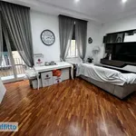 Rent 4 bedroom apartment of 100 m² in Naples