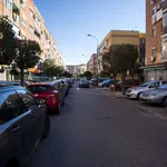 Rent a room of 65 m² in madrid