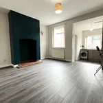 Rent 3 bedroom apartment in Yorkshire And The Humber