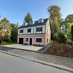 Huur 4 slaapkamer huis van 230 m² in La Hulpe