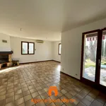 Rent 5 bedroom house of 108 m² in MONTELIMAR