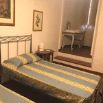 Rent 4 bedroom apartment of 90 m² in FIRENZE