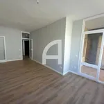 Alquilo 4 dormitorio apartamento de 100 m² en Barcelona