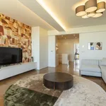 Alugar 1 quarto apartamento de 71 m² em Lisbon