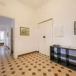 Rent 4 bedroom apartment of 120 m² in genoa