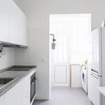 Rent 3 bedroom apartment in Lisbon