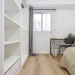 Rent 5 bedroom apartment in Valencia