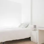 Rent a room of 74 m² in madrid