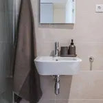 Rent 1 bedroom apartment in barcelona