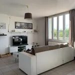 Appartement de 81 m² avec 3 chambre(s) en location à Jassans