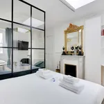 Rent 2 bedroom apartment of 24 m² in Paris