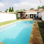 Rent 3 bedroom house of 600 m² in Málaga