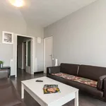 Rent 8 bedroom apartment of 80 m² in Barcelona